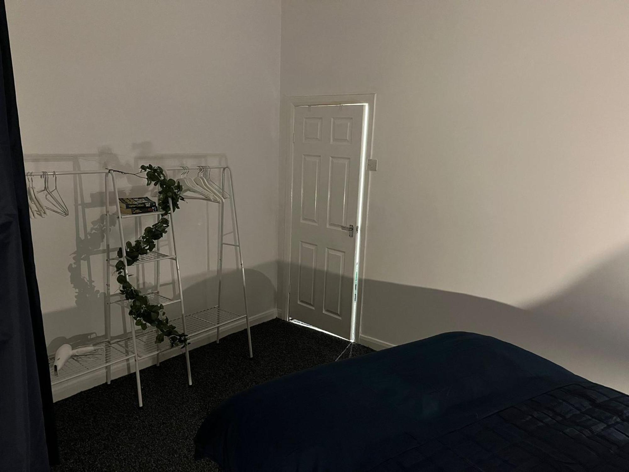 Large Ground Floor Apartment - South Shields - 3 Minutes From South Tyneside Hospital, 8 Minutes From Beach ภายนอก รูปภาพ