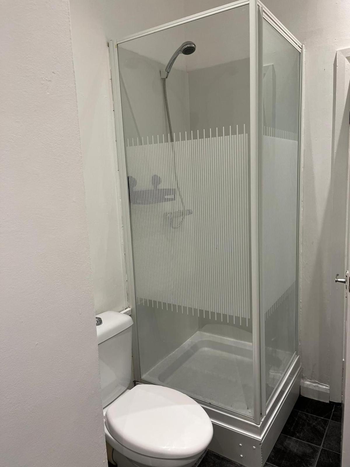 Large Ground Floor Apartment - South Shields - 3 Minutes From South Tyneside Hospital, 8 Minutes From Beach ภายนอก รูปภาพ